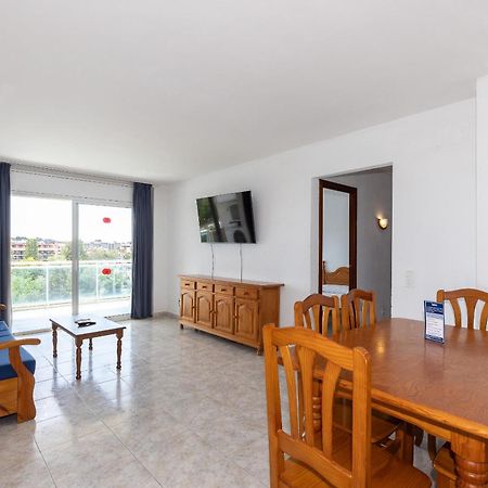 Rentalmar Ventura Village 살루 외부 사진