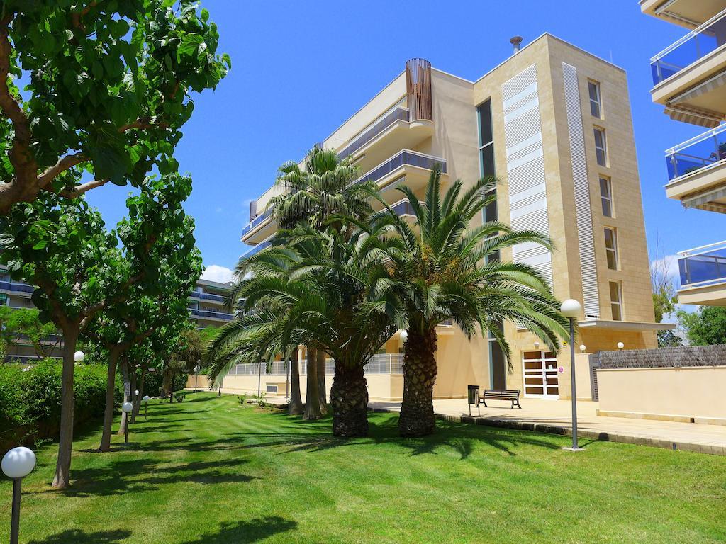 Rentalmar Ventura Village 살루 외부 사진