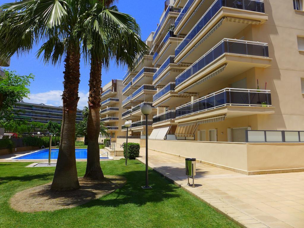 Rentalmar Ventura Village 살루 외부 사진