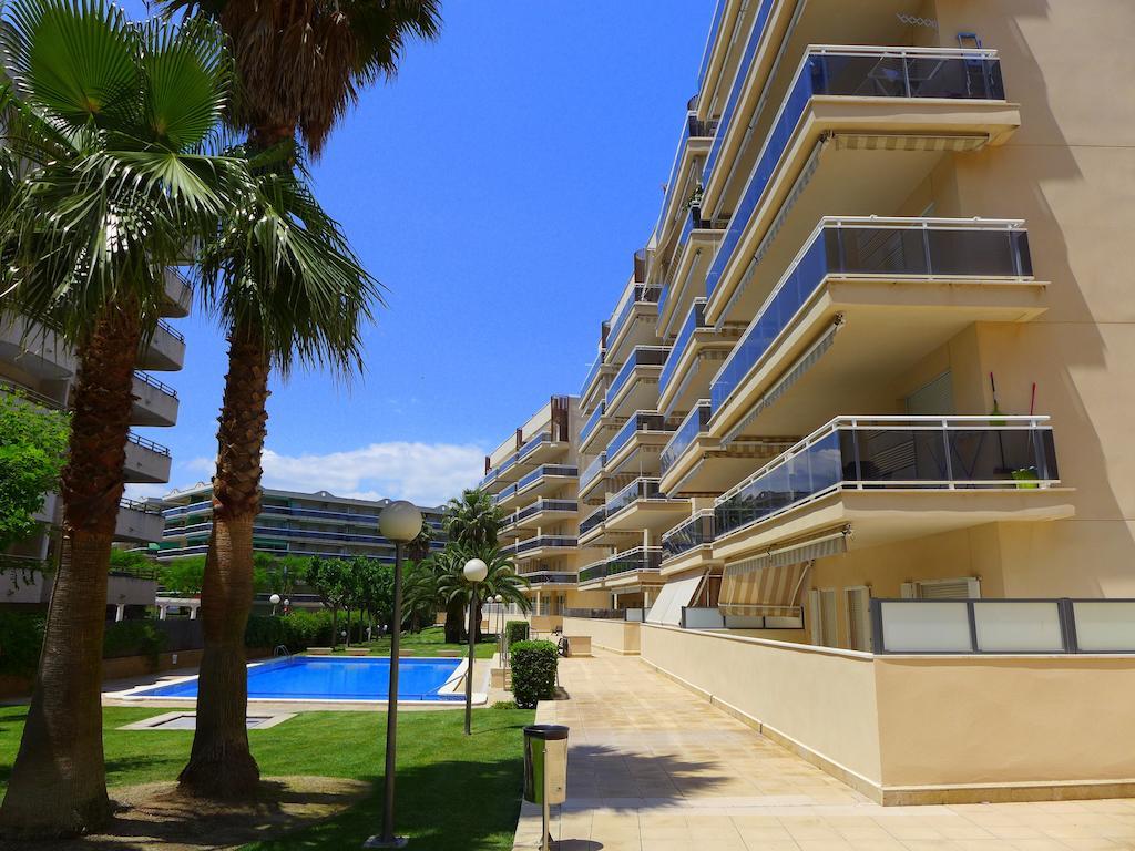 Rentalmar Ventura Village 살루 외부 사진