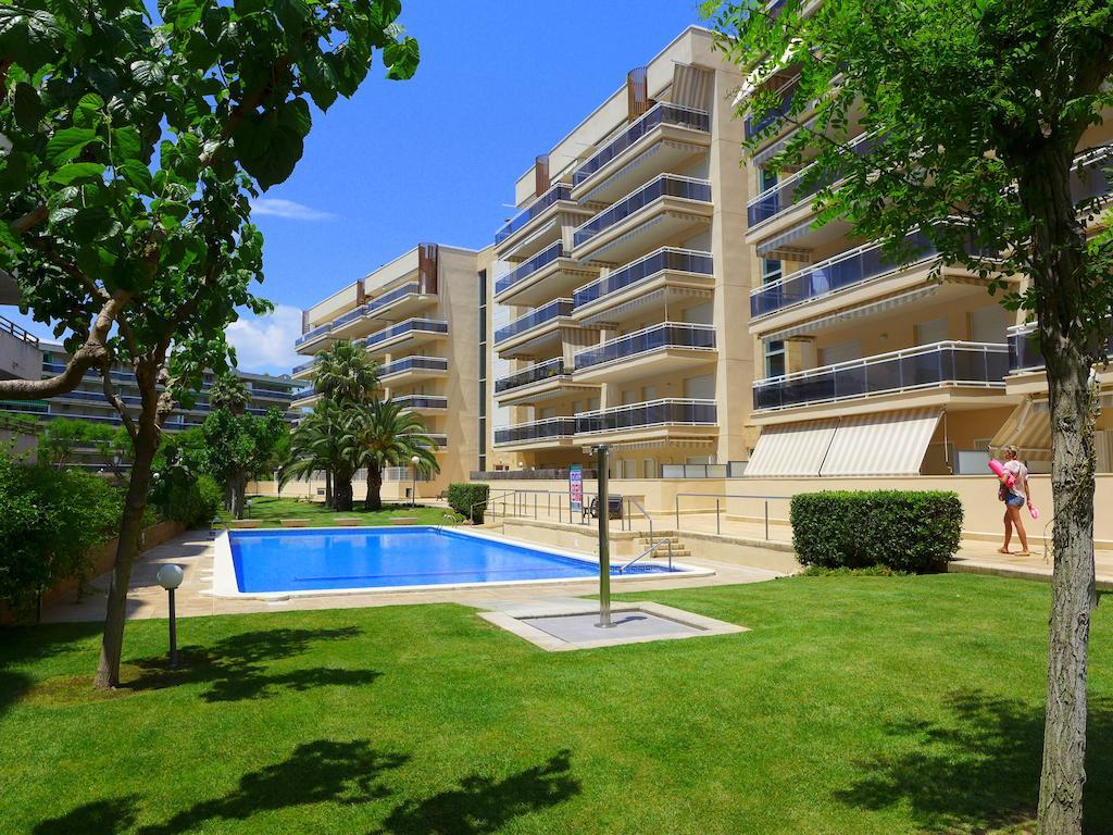 Rentalmar Ventura Village 살루 외부 사진